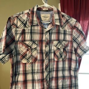 American Eagle Vintage Fit Pearl Button Short Sleeve Red and Grey Large